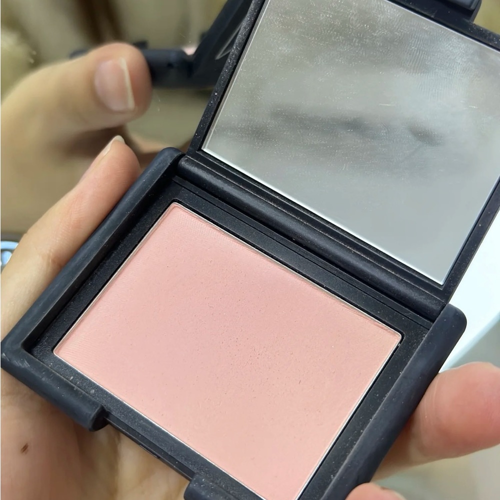NARS Pink Blush Compact Matte Finish